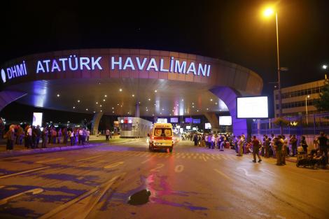 Autoritățile știau că urmează un atac terorist în Istanbul! Ce ţară a anulat călătoriile cetăţenilor săi în Turcia, înainte de dezastru