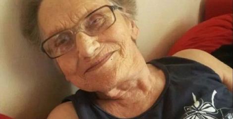 Bunicuța a făcut senzație cu fața ei de divă! Are 80 de ani, dar cu puțin machiaj s-a transformat total! (VIDEO)