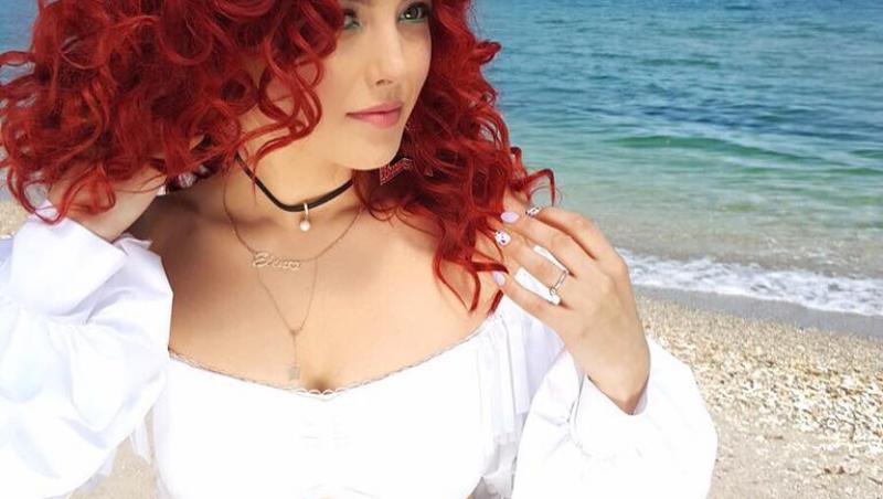 Vara aduce surprize pentru fanii Elenei Gheorghe! Artista lansează o piesă nou-nouță pentru care a filmat deja un videoclip: La mare!!!