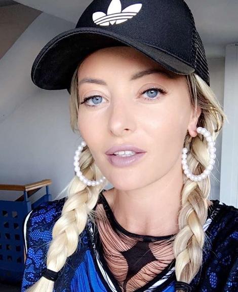 Video! &Icirc;ncă o dovadă că DELIA e cea mai tare. A dezvăluit tuturor cum va arăta la bătr&acirc;neţe. Nu ai voie să o ratezi!