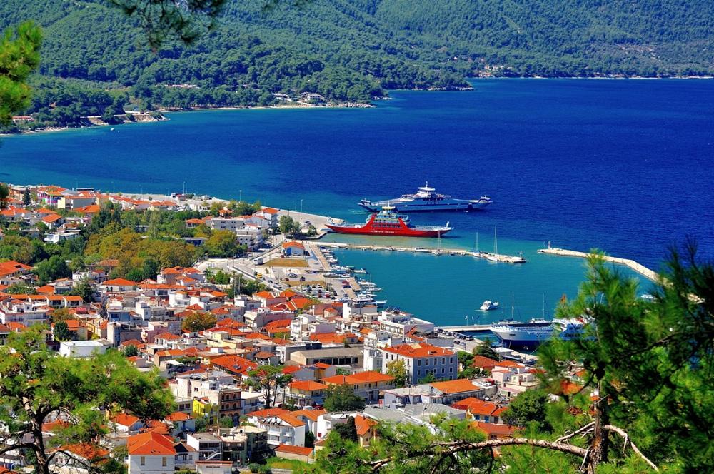 Descoperă cele mai fermecătoare staţiuni din sudul insulei Thassos