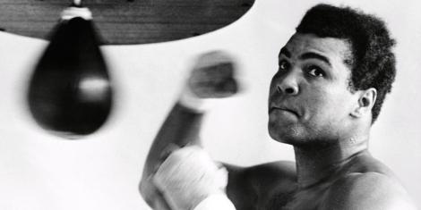 Sportul mondial e în doliu! Muhammad Ali, legenda boxului, a murit la 74 de ani
