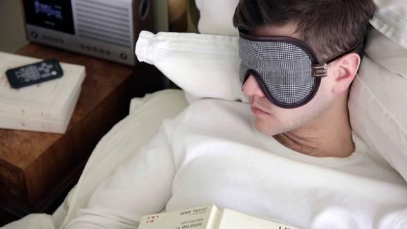 Poți să faci și tu asta. Cum poți comprima o noapte de somn &icirc;n c&acirc;teva ore