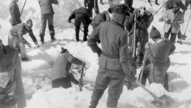 Atunci când zăpada ucide... Avalanșa de la Bâlea Lac, tragedia ascunsă de comuniști care a răpit 23 de suflete într-o secundă!