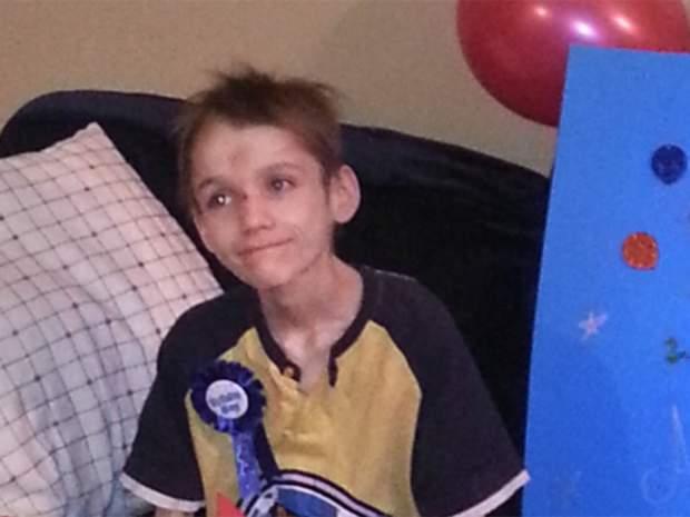 Le-a murit copilul cu zile! Un cuplu s-a rugat două ore, &icirc;nainte de a suna la salvare. Băiatul nu mai respira