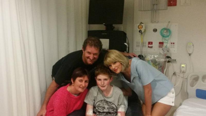 Gest emoționant! Artista americană Taylor Swift a vizitat mai mulți copii grav bolnavi, dintr-un spital din Australia: 