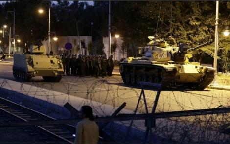 Lovitură de stat în Turcia? Presa occidentală anunță: „Armata a preluat controlul țării!”