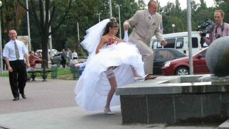 Asta nu trebuia să se întâmple. Cum reușești să strici o nuntă cu simplă fotografie!