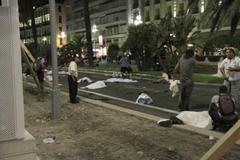Șocant! Atacatorul din Nisa a trimis un SMS în seara carnagiului! Ce a scris Mohamed Lahouaiej-Bouhlel înainte să ucidă 84 de oameni