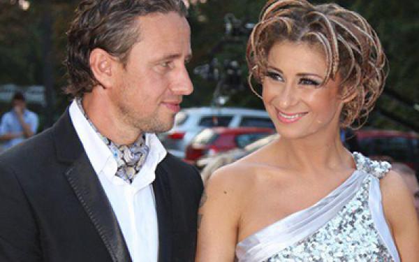 Anamaria Prodan şi Laurenţiu Reghecampf se despart? "Nu există viaţa perfectă"