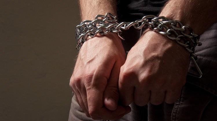 Dezvăluiri cutremurătoare! Doi frați au trecut prin torturi groaznice și au fost ținuți &icirc;n lanțuri, &icirc;n Argeș!