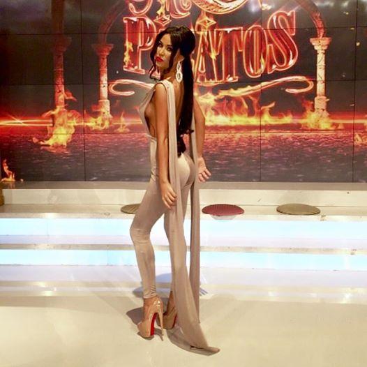 Daniela Crudu, dans extrem de seducător la „Un show păcătos”! Fanii s-au îndrăgostit instant de sexy vedeta! (VIDEO)