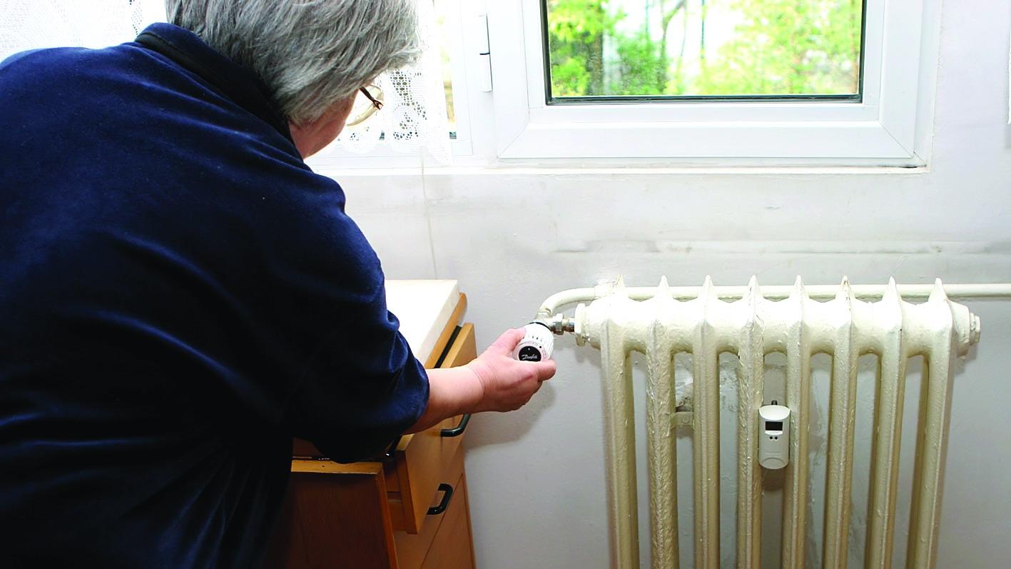 Rom&acirc;nii pot primi p&acirc;nă la 8.000 de lei dacă &icirc;și schimbă sistemul pentru &icirc;ncălzirea casei