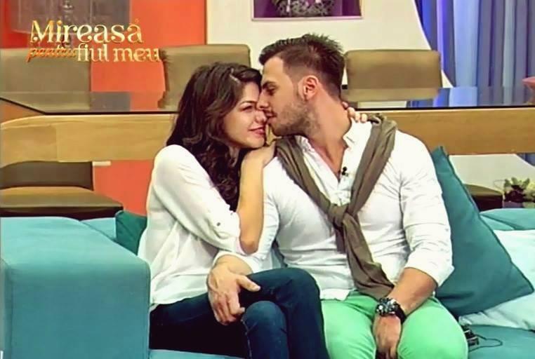 Valentin şi Adriana de la "Mireasă pentru fiul meu", ținută neobișnuită la plajă. Cum au apărut îndrăgostiții pe litoral