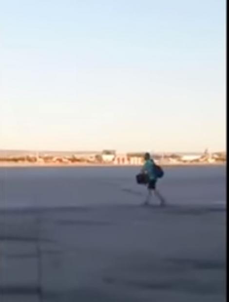 Video! Ce RATB, ce metrou?! Un bărbat din Madrid a alergat pentru a prinde... avionul