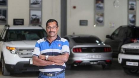 Cel mai norocos om de pe planetă e în Dubai! Un indian a fost salvat dintr-un accident de avion, dar la o săptămână s-a întâmplat minunea!