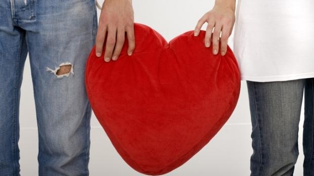 Compatibilitatea dintre zodii: Pe cine iubești și cine te urăște? &rdquo;Berbecul se &icirc;nțelege cel mai bine cu Săgetătorul și cu Racul