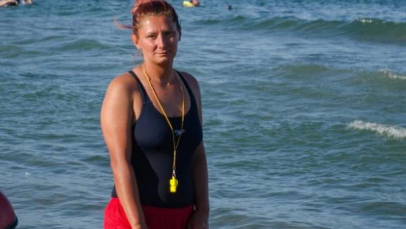 Ce Pamela, ce”Baywatch”? Ea este Raluca, singura femeie salvamar de pe litoralul românesc!