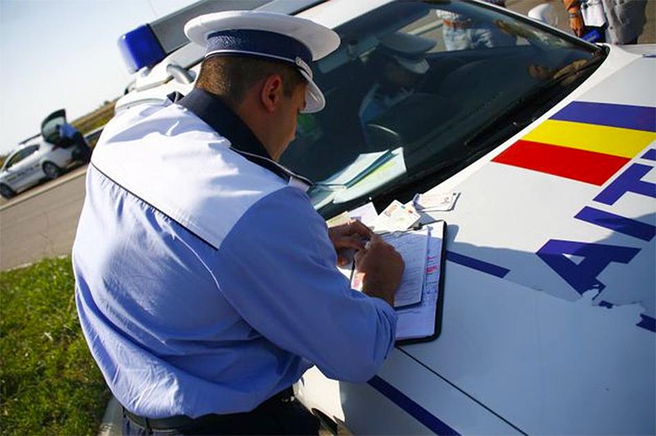 Atenție, șoferi! Se schimbă Codul Rutier. Nu ți-ai plătit, la timp, taxele? Stai pe bară și primești amenzi usturătoare
