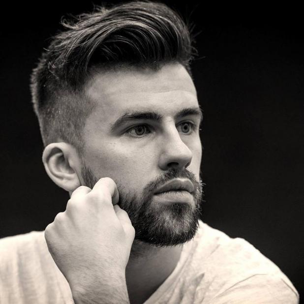 O admiratoare i-a scris lui Florin Ristei: &bdquo;Eu, una, m-am &icirc;ndragostit iremediabil de tine, de c&acirc;nd erai la X Factor&rdquo;. Ce răspunsuri a primit