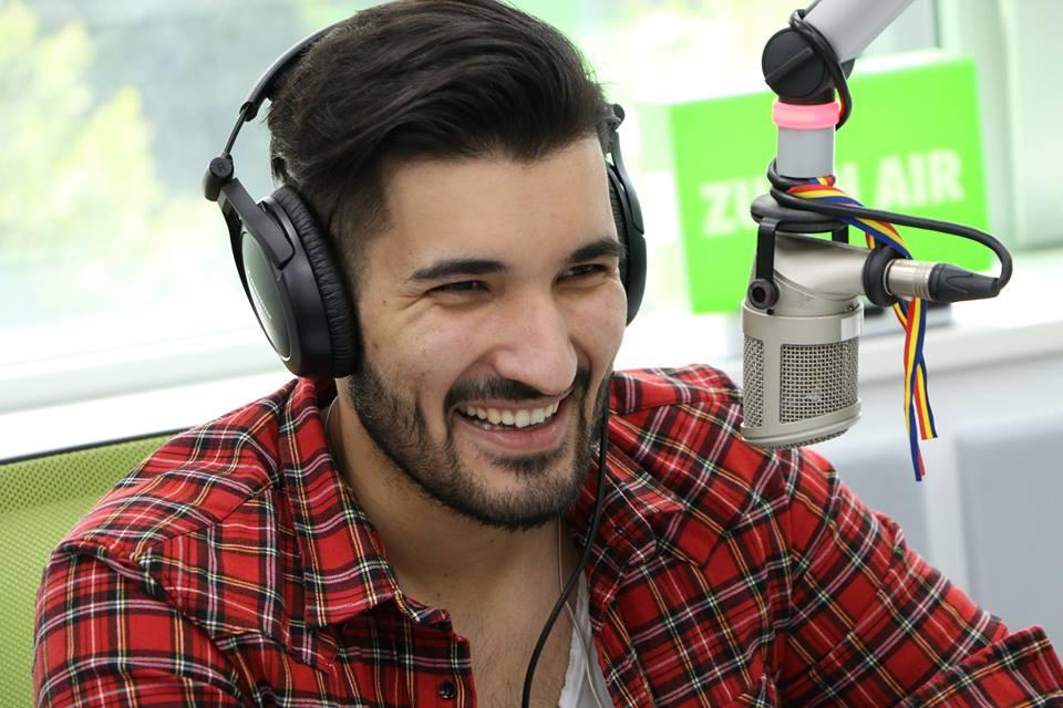 Nadir, fostul concurent X Factor, vă pregătește o nouă surpriză muzicală! Artistul a stat de vorbă cu fanii, chiar din studio: "Cine ghicește cum se va numi piesa? Fac orice!"