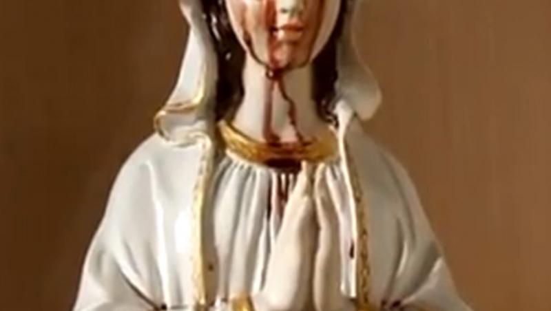 Statuia Sfintei Fecioare Maria a început să sângereze, în fața credincioșilor. Oamenii sunt convinși ca au asistat la un miracol. Va atesta Vaticanul acest fapt?
