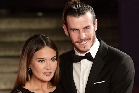 Iubire în timp de... bogăţie şi lux! Fotbalistul Gareth Bale și-a cerut iubita de soție pe o insulă închiriată cu aproape jumătate de milion de euro pe săptămână