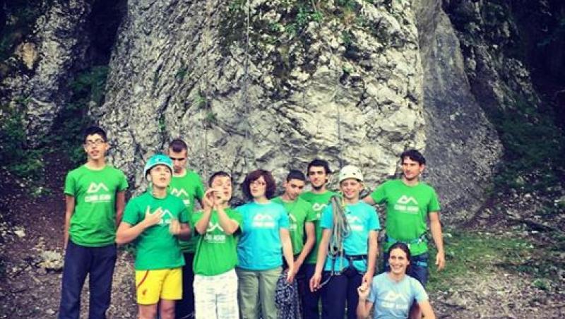 Povestea  „celui mai popular cățărător” din România merge mai departe! Alin Cojoacă, copilul nevăzător  de la „Next Star”, uimitor în continuare