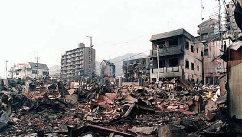 Trei deceniii de la cel de-al treilea cutremur ca intensitate din ultimii 170 de ani! Peste 150 de persoane au murit, zeci de mii de clădiri au fost avariate şi s-a simţit în opt ţări: “M-am trezit cu tencuiala pe faţă