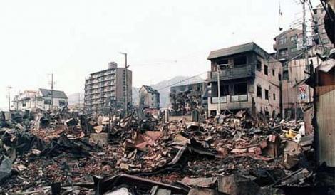 Trei deceniii de la cel de-al treilea cutremur ca intensitate din ultimii 170 de ani! Peste 150 de persoane au murit, zeci de mii de clădiri au fost avariate şi s-a simţit în opt ţări: “M-am trezit cu tencuiala pe faţă"