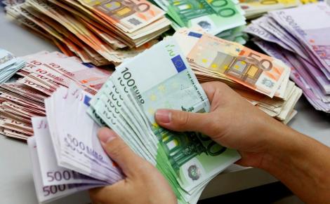 2.000 de euro pe lună de la Guvern pentru românii care reușesc să inoveze sectorul administrație publice