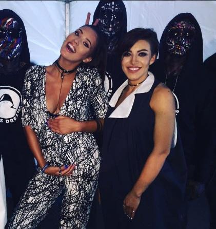 Antonia &icirc;și uimește fanii! Ce face artista, &icirc;nsărcinată &icirc;n c&acirc;teva luni, &icirc;n culise la Untold