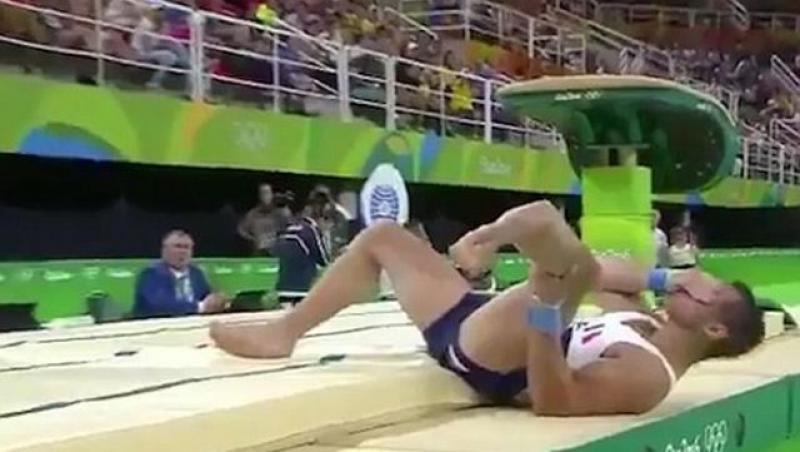 Imaginile groazei la Olimpiadă. Un gimnast francez și-a fracturat piciorul