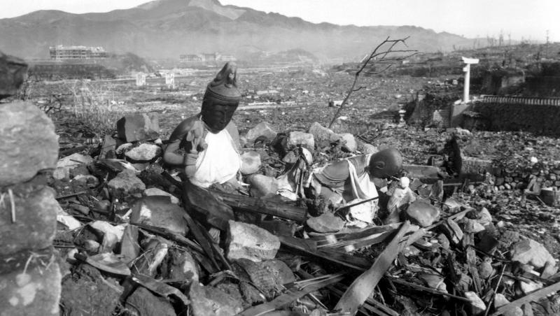 9 august 1945. Bombardamentul atomic de la Nagasaki îngropa peste 70.000 de vieți omenești. La ora 11:02, timpul s-a oprit în loc. Dezastrul ar fi putut fi evitat?