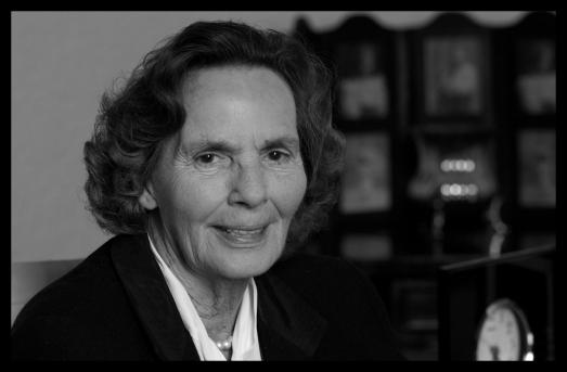 Ultimul drum al Reginei Ana. Sicriul cu trupul ne&icirc;nsufleţit al Majestății Sale a fost depus la Castelul Peleș