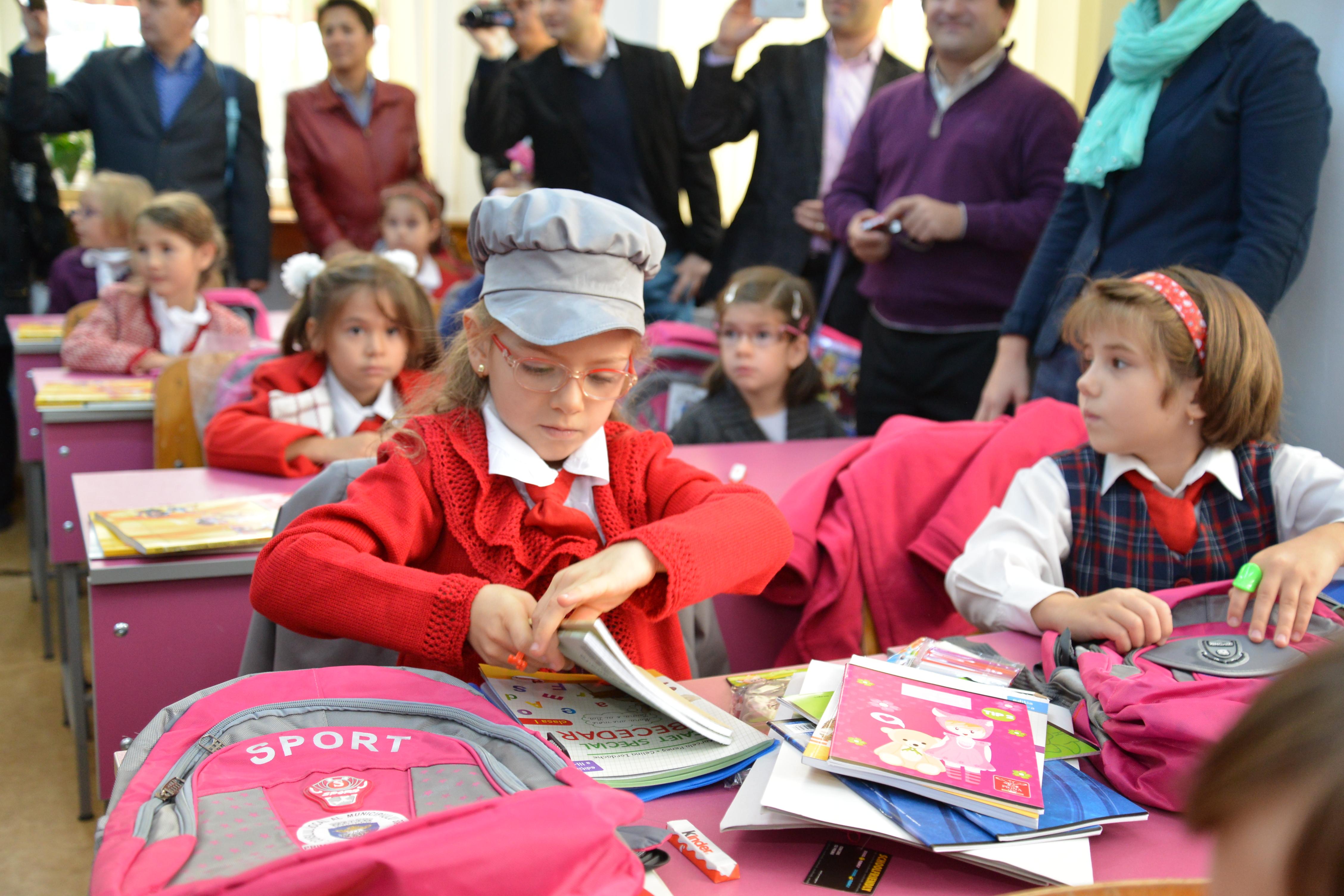 Noutăţile anului şcolar 2016-2017. Ce &icirc;i aşteaptă pe elevii care se &icirc;ntorc la cursuri