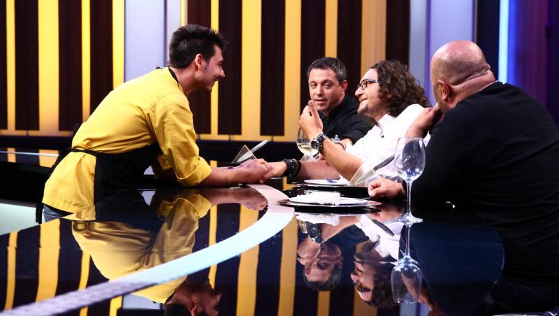 „Chefi la cuțite” a fost lider de audiență marți seară:  peste 1,5 milioane de români au urmărit show-ul de la Antena 1