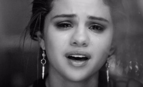 Dărâmată de boala de care suferă și în plin scandal cu Justin Bieber, Selena Gomez a cedat! A luat o decizie neașteptată