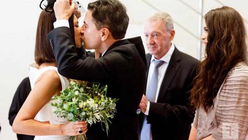 O căsătorie rafinată. Andreea Berecleanu și Constantin Stan și-au unit destinele în prezența celor dragi!