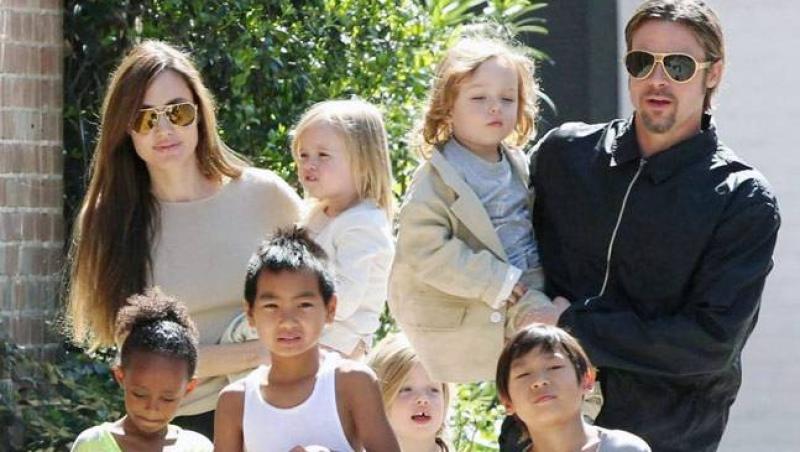 DIVORȚUL ANULUI! Angelina Jolie și Brad Pitt divorțează! Actele au fost deja depuse, iar actrița vrea custodia tuturor celor șase copii