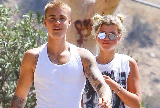 S-a rupt lanțul de iubire! Bieber a lăsat-o cu ochii în soare și pe Sofia Richie. Fericire maximă pentru Selena Gomez