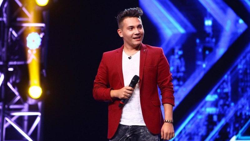 Florin Răduță, câștigătorul de la X Factor, gest impresionant pentru o admiratoare!