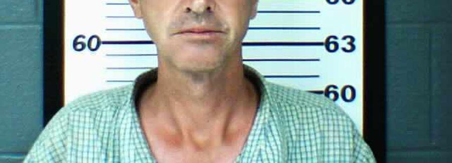 El este cel mai căutat rom&acirc;n din lume. Este hacker și este originar din Alexandria!