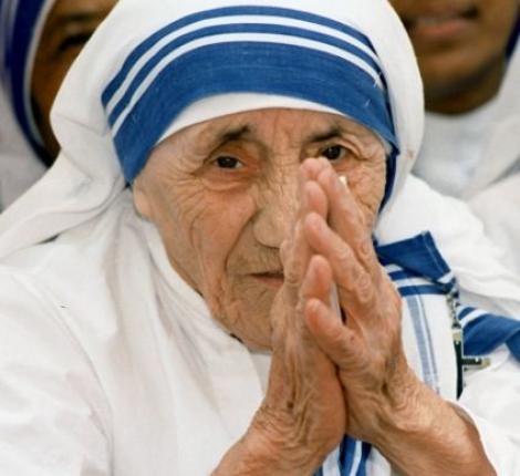 Maica Tereza, canonizată într-o ceremonie organizată la Vatican.Sute de mii de persoane sunt aşteptate