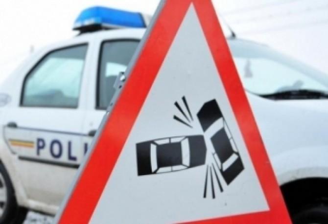 UPDATE! Accident grav &icirc;n judeţul Galaţi, 13 persoane aflate &icirc;ntr-un microbuz au fost rănite! A fost activat  planul roşu