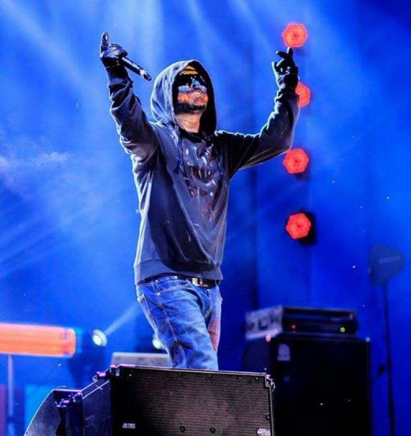 Carla's Dreams a dezvăluit cine este! Artistul a răspuns la &icirc;ntrebarea ce frăm&acirc;ntă &icirc;ntreaga Rom&acirc;nie!