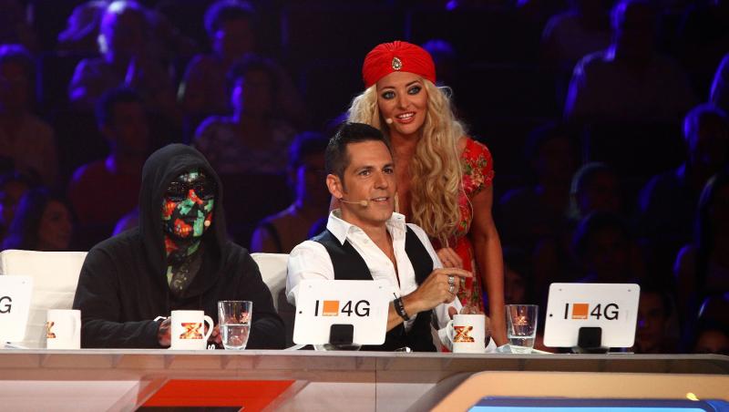Spectacol total în prima ediție „X Factor”: provocări pentru Carla’s Dreams, concurență în cuplu pe scenă și jurați cu replici spumoase