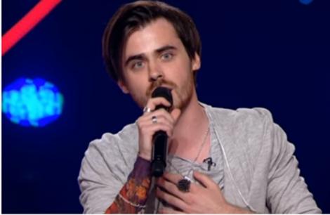 L-ai văzut anul trecut la X Factor România în trupa Uptown! Acum, şi-a încercat norocul singur în Ucraina. Interpretarea de excepţie a lui Max Fall cu care a uimit pe toată lumea