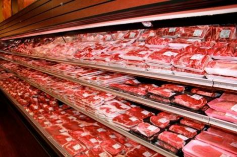 Lapte infestat și carne cu bacteria E.Coli, vândute în mai multe supermarketuri din Sibiu, Tulcea și alte județe din țară