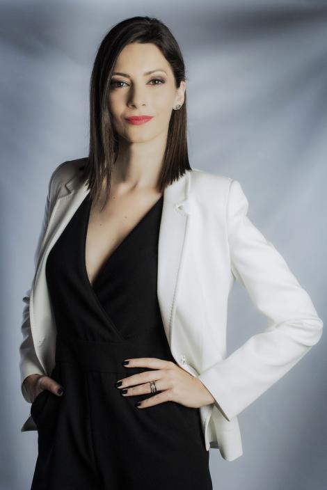 Duminică, ora 13:00, Antena Stars, Andreea Berecleanu dezvăluie la “Dincolo de aparenţe” cum a reuşit să slăbească peste 8 kilograme